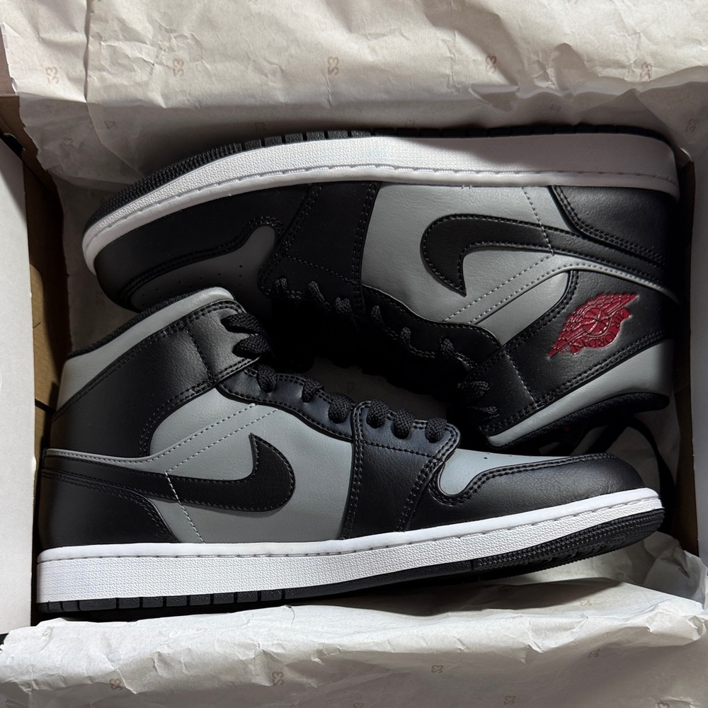 Nike Air Jordans 10.5 Black and Gray NEW